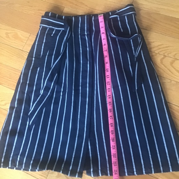 Quality Skirt - Picture 2 of 5